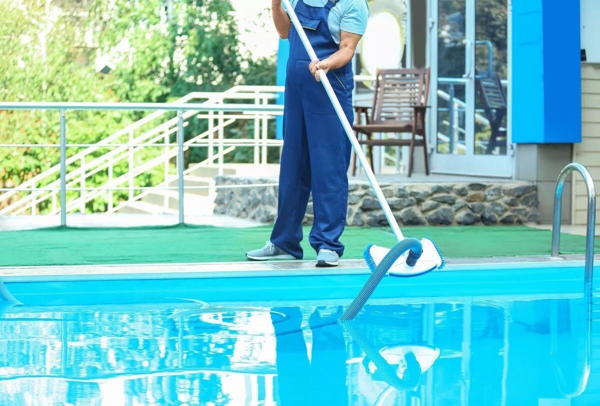 Swimming Pool Cleaning 0556735858